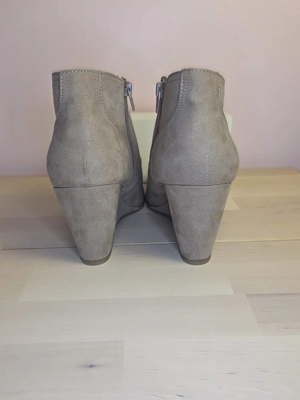 Target size 12w